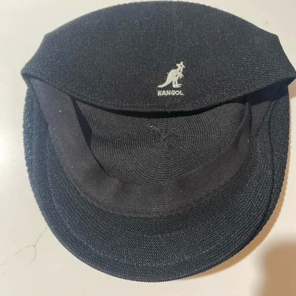 Vintage Kangol Black Ventair Cap Men main image 2